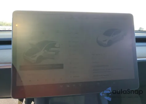 2022 Tesla Model Y z USA, uszkodzony, nr VIN 7SAYGDEE4NA013241